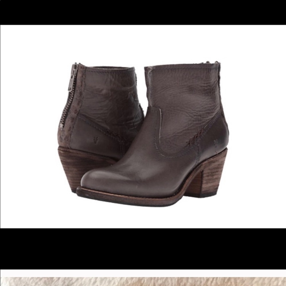 Frye Leslie Ankle Booties